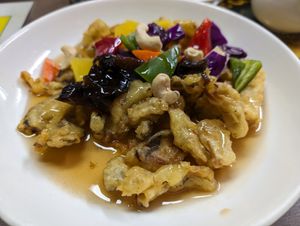 Vegan sweet & sour mushroom (small) at Oh Se Gae Hyang - 오세계향 in Seoul