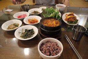 Stew and sides at Oh Se Gae Hyang - 오세계향 in Seoul
