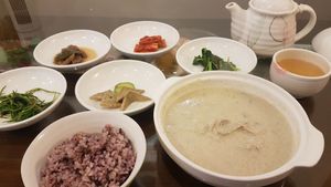 Everything is delicious  at Oh Se Gae Hyang - 오세계향 in Seoul
