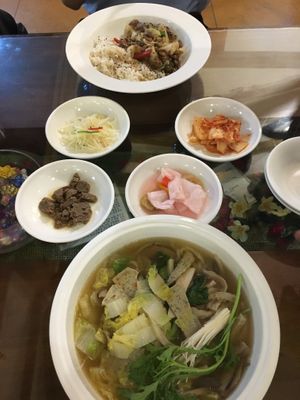 fish cake noodle soup at Oh Se Gae Hyang - 오세계향 in Seoul