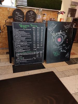 Vegane Speisekarte (Stand 09/2021) at Pizzeria Nero in Bielefeld
