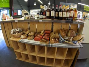  at Le Marche de Leopold in Gond-pontouvre