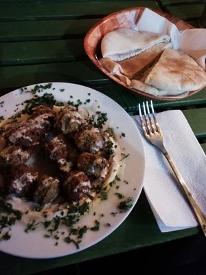 Hummusplate with falafel at Falafel Bar in Budapest