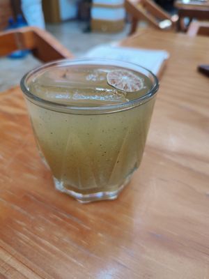 Agua del día, guayaba y hierbabuena at Hierba Dulce in Oaxaca