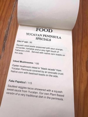 Specials featuring Yucatán cuisine #Veganuary at Hierba Dulce in Oaxaca