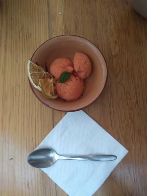 Helado de mamey at Hierba Dulce in Oaxaca