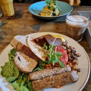 full vegan and vegan benny at Seeds for the Soul in Edinburgh