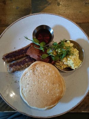 Savoury pancake breakfast at Seeds for the Soul in Edinburgh