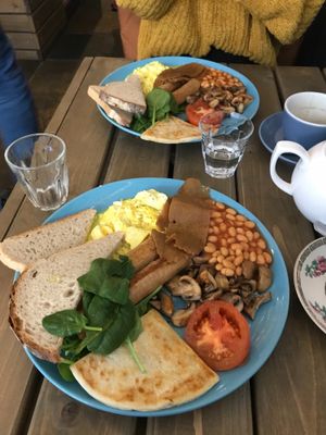 The full vegan breakfast at Seeds for the Soul in Edinburgh