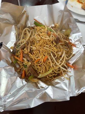 Tallarines a la plancha  at Pato Beikin in Valencia