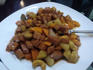 veg-chicken kum bao at Pato Beikin in Valencia