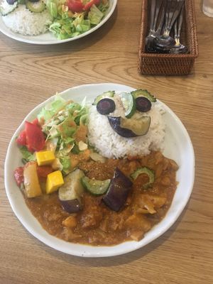 Vegan vegetable curry with a smily face :-) at Horieza in Kobe