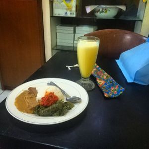 the example of what they serve at Padang Vegan in Padangsambian