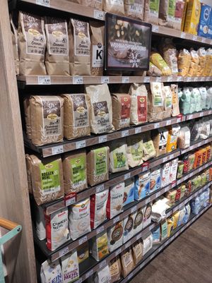 Flours at Reformstark Martin in Innsbruck