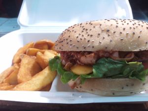 😋 at Veggie Burger in Vigo