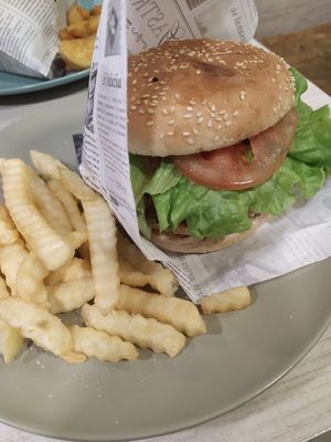American burger at Veggie Burger in Vigo