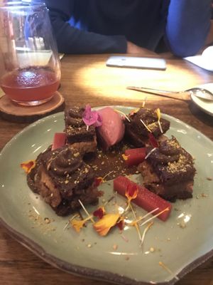 Nueva presentación del postre chocofresa. Una delicia!  at Justo Restaurant in Medellin