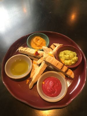 Pita with dippings  at Justo Restaurant in Medellin