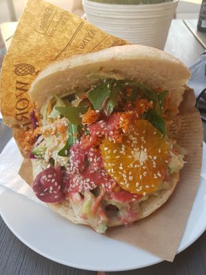 Veganer döner (basically falafel and lots of sides). So so good at Nusslocher Döner-Pizzeria in Nussloch