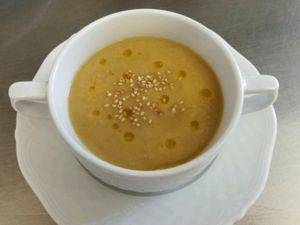 vellutata verza e ceci at Naturangolo di Alessandro Mandelli in Osnago