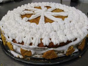 Cake with peer and hulznuts at Naturangolo di Alessandro Mandelli in Osnago