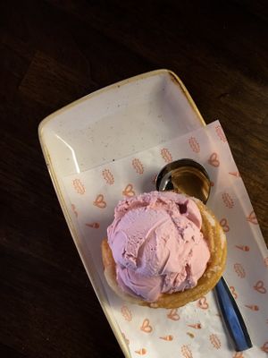 churro cup with vegan strawberry ice cream (churro cup does get a little cold and soggy so I'd maybe suggest opting for a different choice) at Loop & Scoop in Glasgow