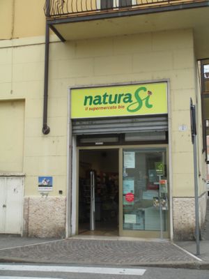 Store front at NaturaSi - Via Carlo Pisacane in Verona