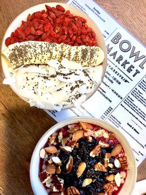Acaí bowl and Blueberry lemon porridge  at Bowl Market in Copenhagen