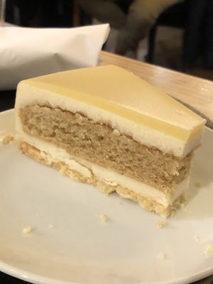 yuzu cake  at Spirit in Rotterdam