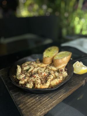 Garlic shrimp at Hemingway's By The Bay in Outlying Islands