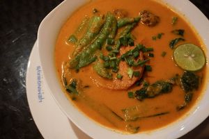 food at Hemingway's By The Bay in Outlying Islands