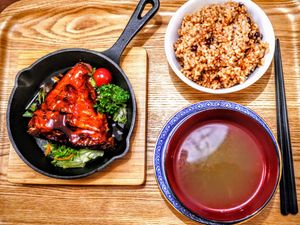 Roasted soy chicken, brown rice, soup. at Veggie House in Chiba