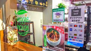 HappyCow sticker :) at Veggie House in Chiba