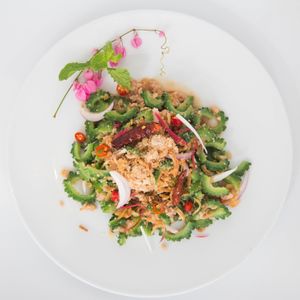 ยำมะระขี้นก at Tonklar Facai - Siriraj in Bangkok