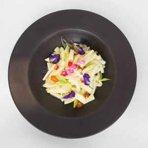 ยำแอ๊ปเปิ้ล at Tonklar Facai - Siriraj in Bangkok