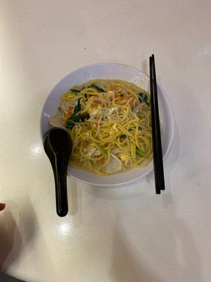 Hokkien mee... yummee! at D'life 蔬食 - Toa Payoh  in Central Singapore