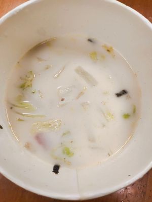 Fish slice bee hoon soup at D'life 蔬食 - Toa Payoh  in Central Singapore