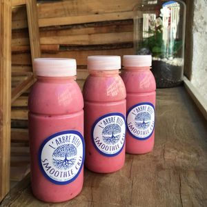 Smoothie du jour : lait végétal, framboise et orange at L'Arbre Bleu in Montpellier