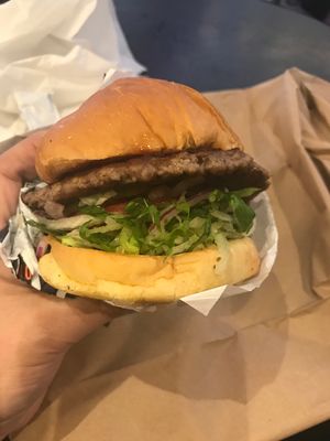 Impossible burger 🍔  at LAX - Golden Road Brewing - T6 in Los Angeles