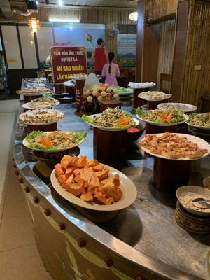 Buffet at Tinh Thuc Quan in Hanoi