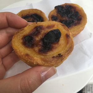 Creamy and fresh pastel de nata at Zarzuela in Lisbon