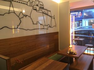 grains ist warmes Frühstück - süß oder pikant - nahrhaftes und bekömmliches Mittagessen, selbstgebackener Kuchen und kleine Energie-Happen für Zwischendurch. Immer vegan, immer mit glutenfreien Varianten, soviel regional, saisonal und bio wie möglich, immer vollwertig, ausgewogen und lecker. at Grains in Vienna