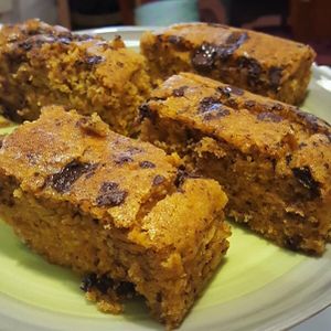 Vegan cake at Dona Flor Cafe in Lisbon