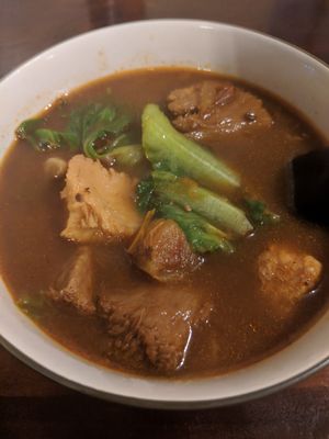 Beef and tomato soup at SùShí Gié Zhī 素食茄 in Taipei