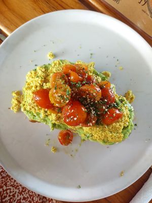 Scrambled tofu at Crate Cafe in Canggu
