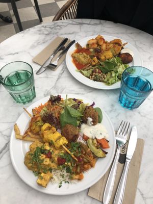 buffet at Ginko in Graz