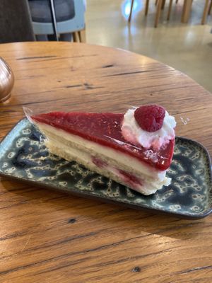 Raspberry coconut cake (4,20€)  at Mangolds in Graz