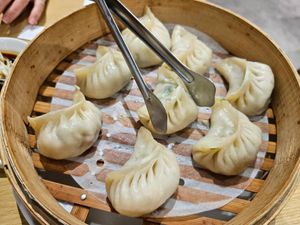 Steamed dumplings, 蒸餃, NTD 120 at Tiān xiǎng sùshí fāng 天饗素食坊 in New Taipei City