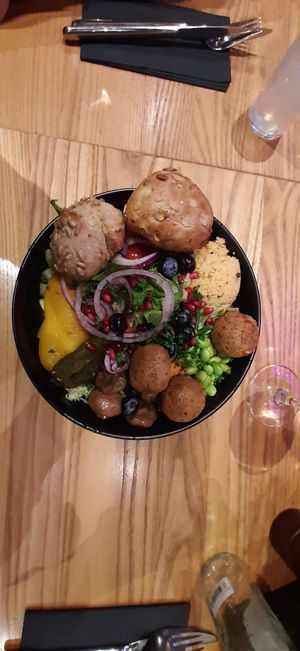 Bowl mit Falafel at Panorama in Winterberg