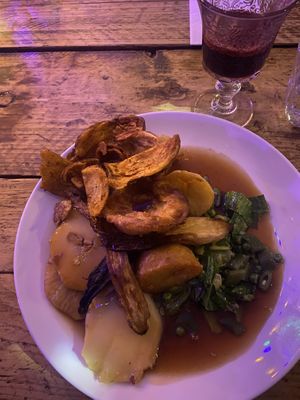 Oh, and mulled wine 😋  at The Spread Eagle in East London